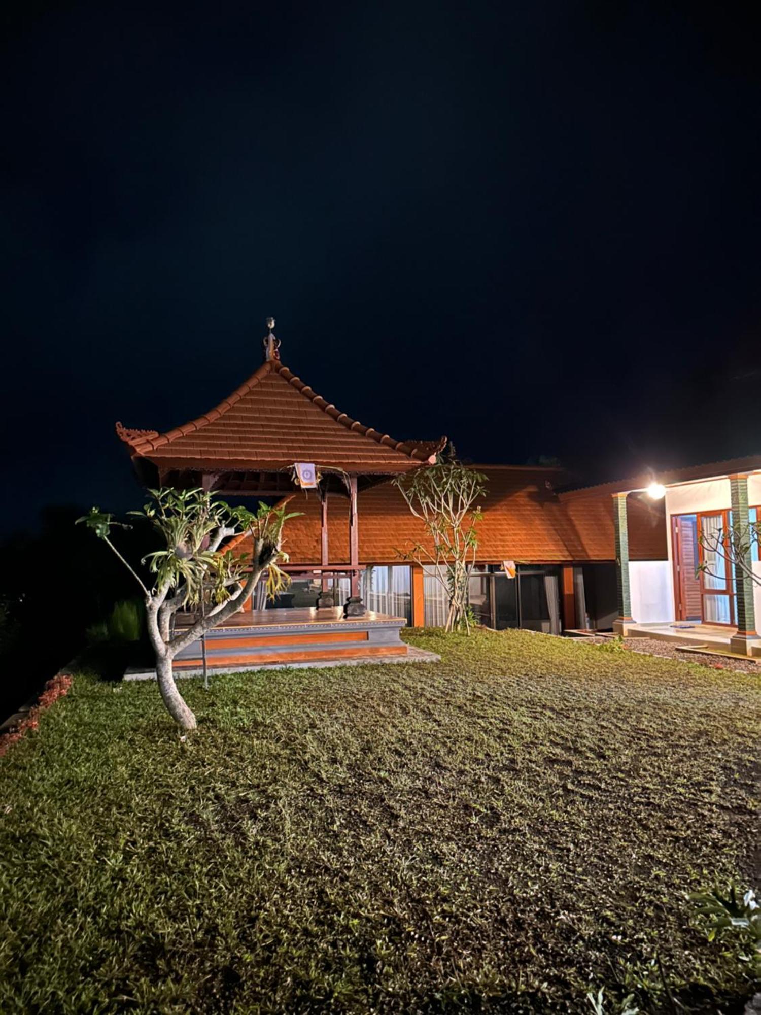 Bali Basuki Retreat Center Apartment Besakih Exterior photo